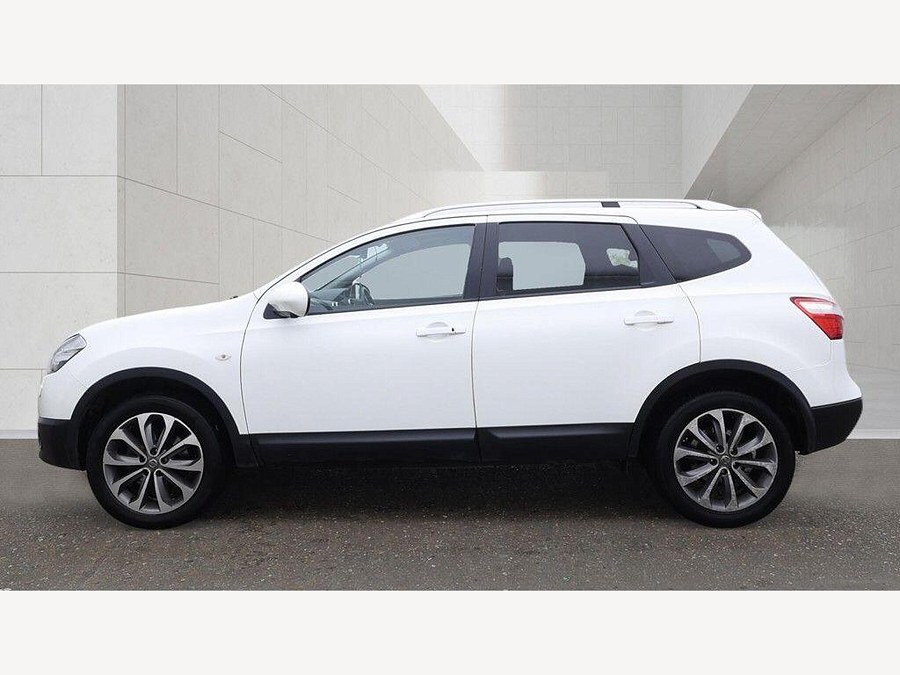 2013 Nissan Qashqai+2 photo 6
