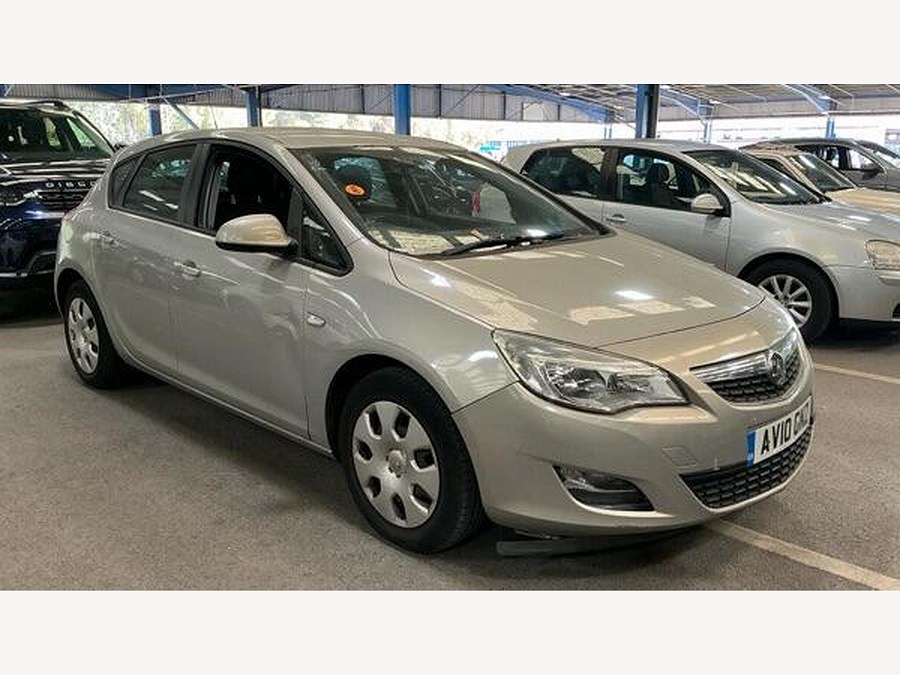 2010 Vauxhall Astra photo 4