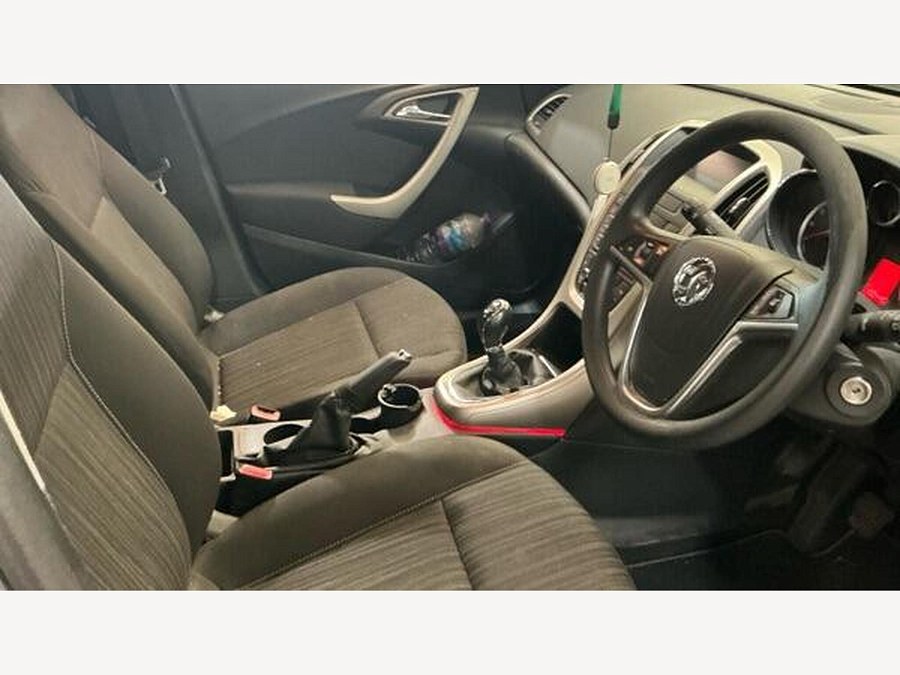 Vauxhall Astra photo 2