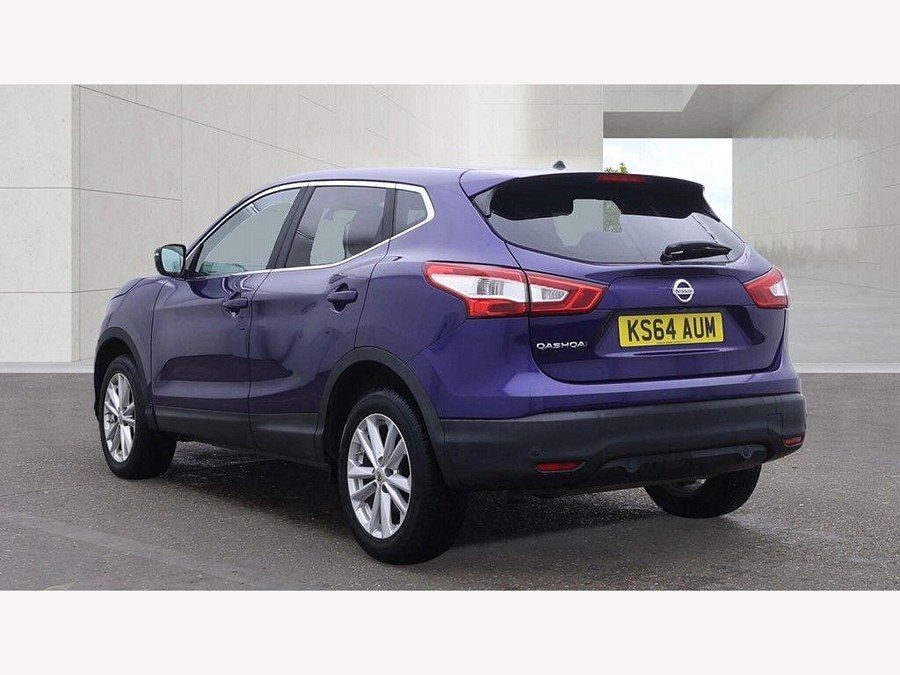 2015 Nissan Qashqai photo 3