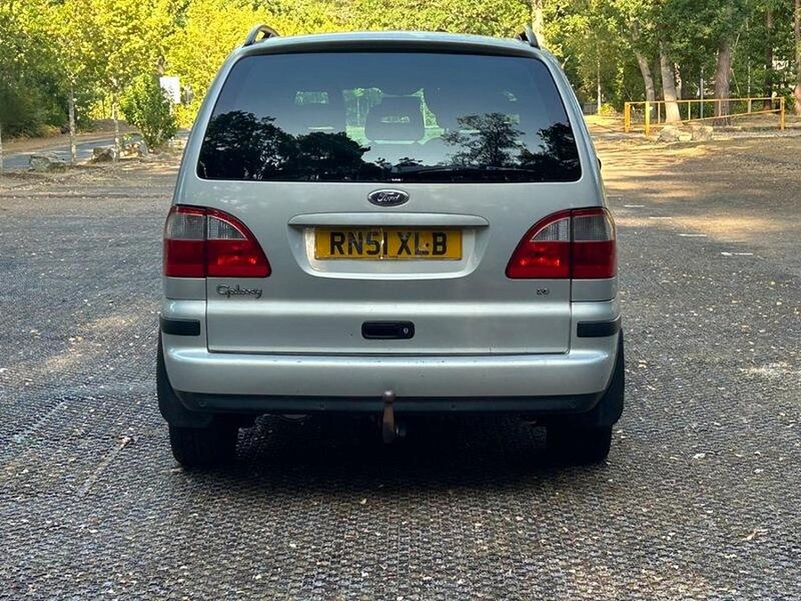 2002 Ford Galaxy photo 5