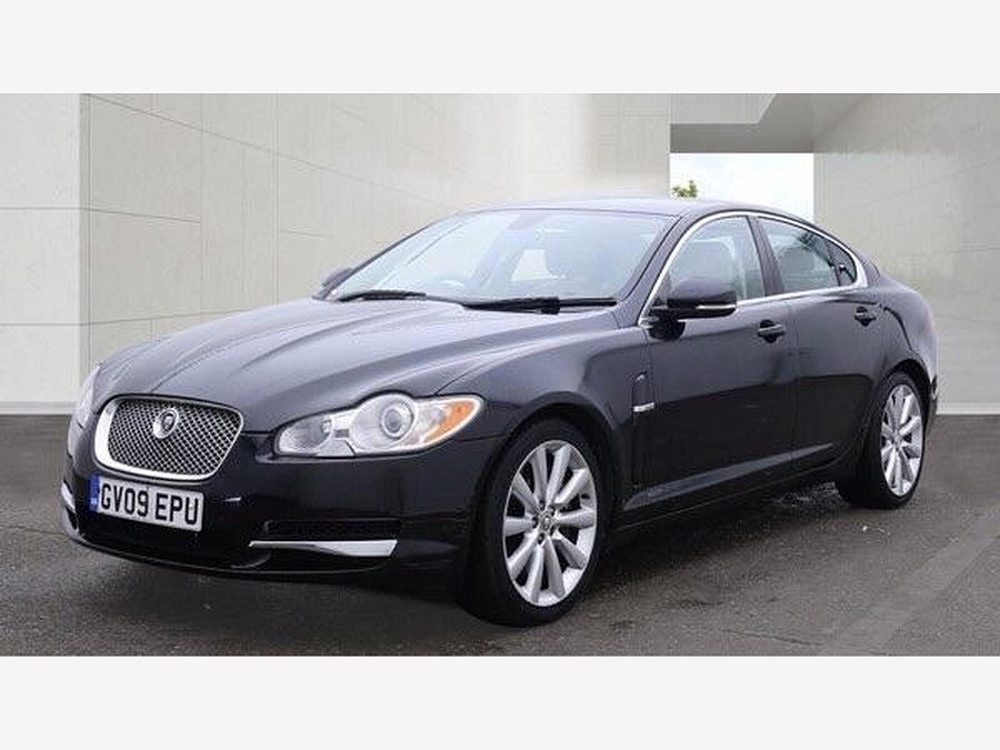 Jaguar XF photo 2