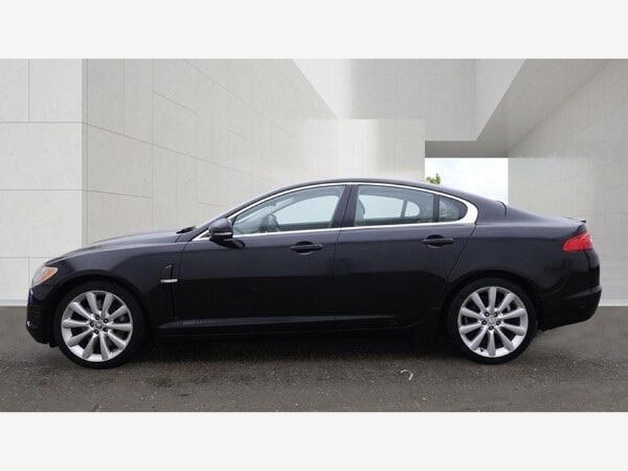 2009 Jaguar XF photo 7
