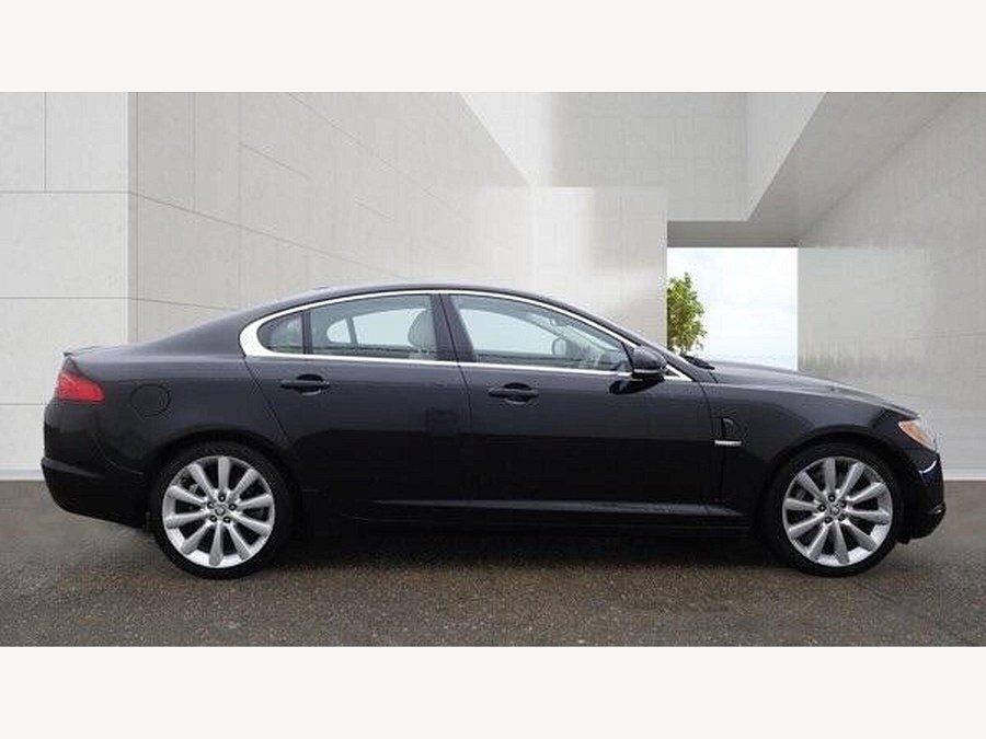 2009 Jaguar XF photo 6