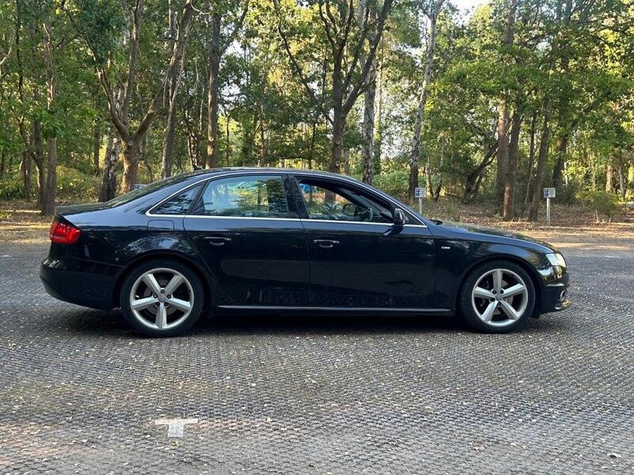 2011 Audi A4 photo 10