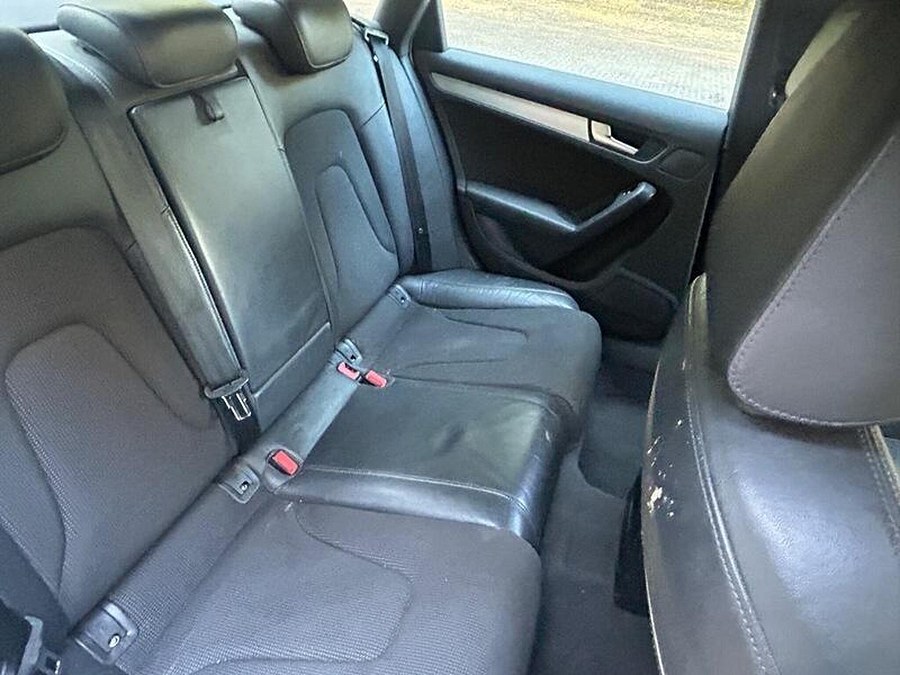 2011 Audi A4 photo 8