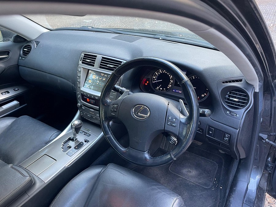 2007 Lexus IS photo 8