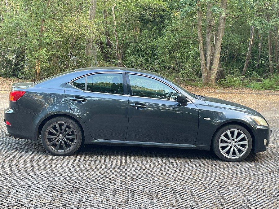2007 Lexus IS photo 14