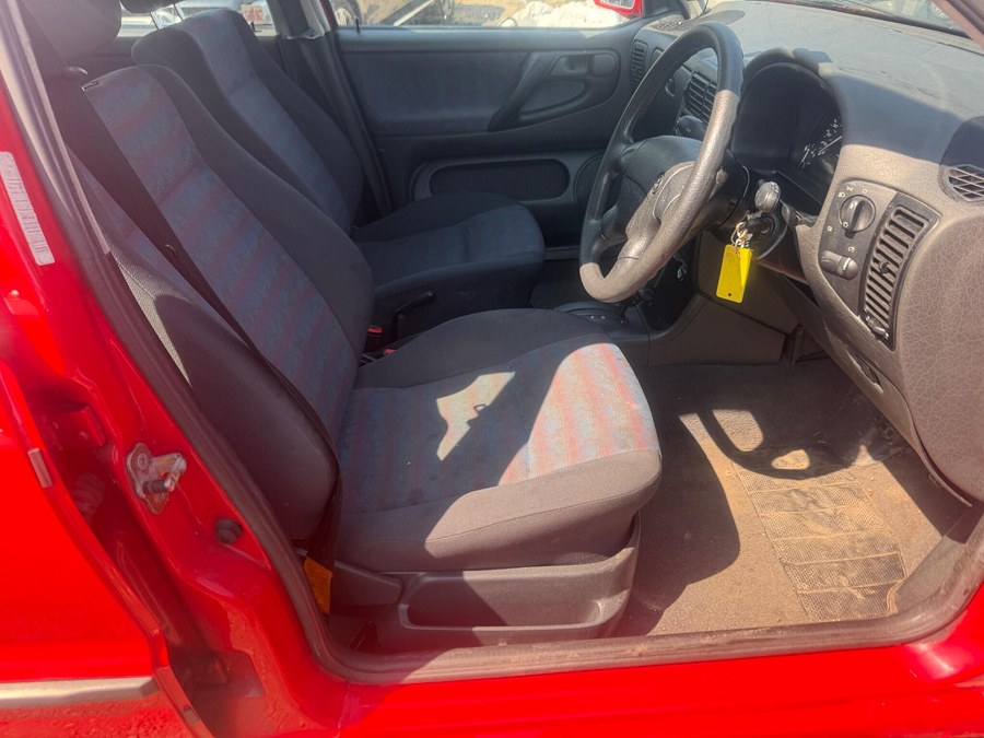 1997 Volkswagen Polo photo 12