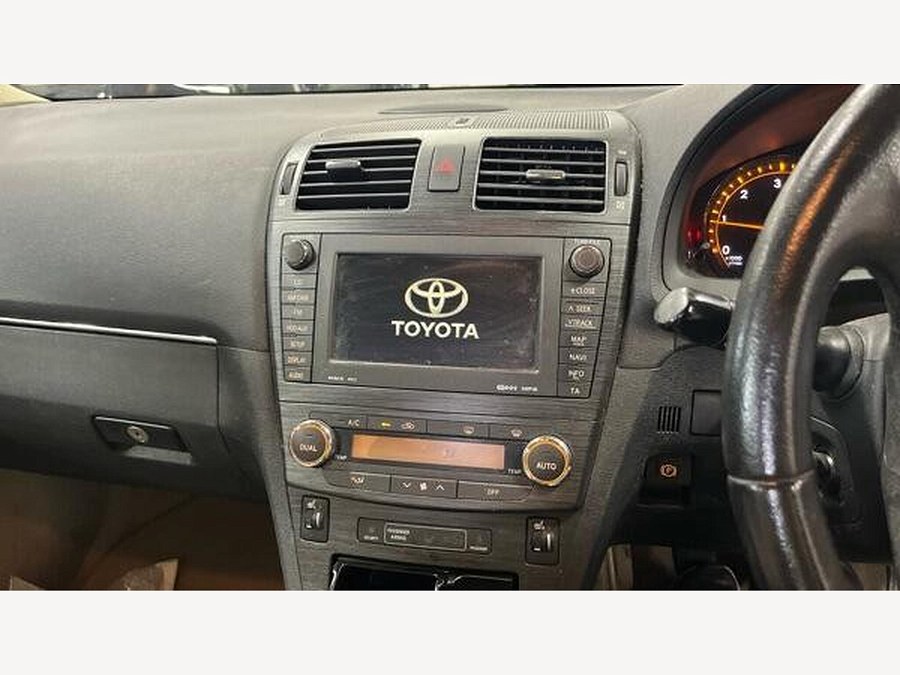 2008 Toyota Avensis photo 10