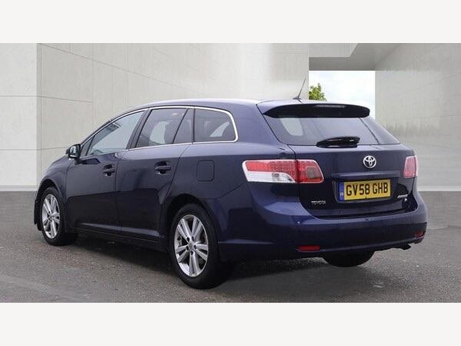2008 Toyota Avensis photo 3