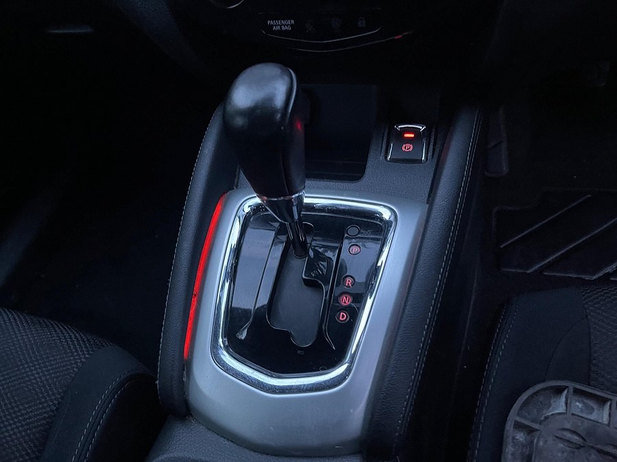2014 Nissan Qashqai photo 13