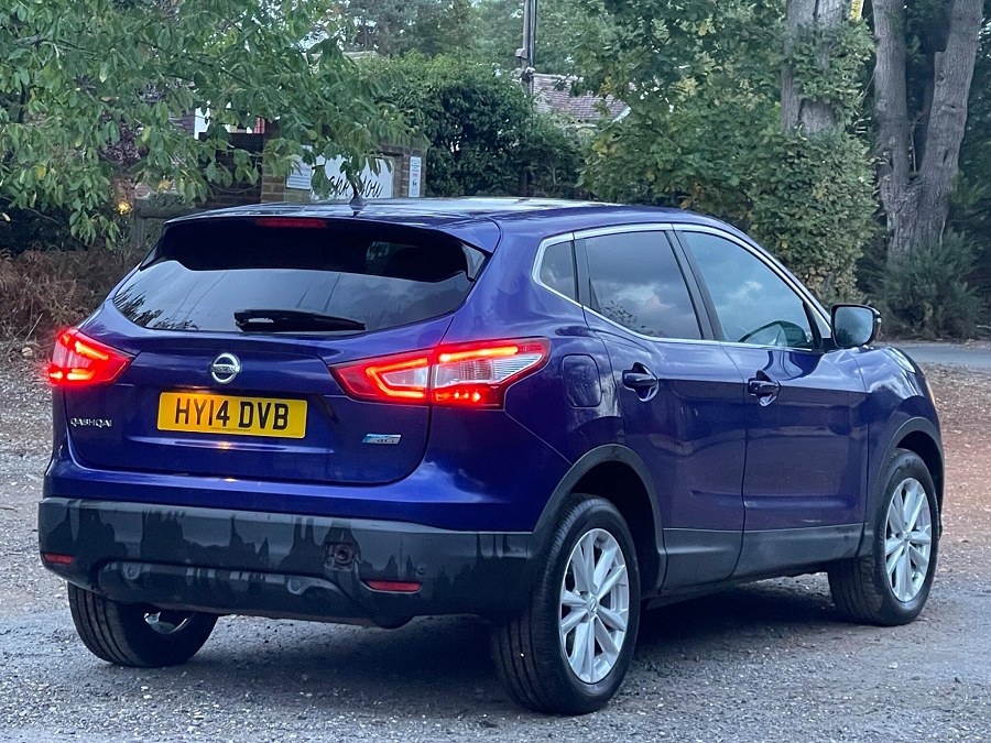 2014 Nissan Qashqai photo 11