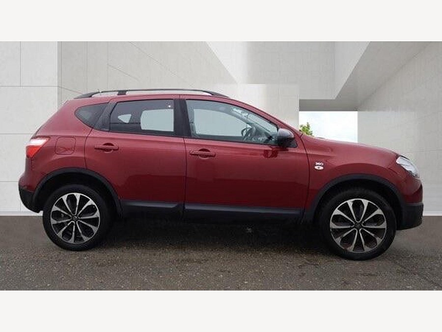 2013 Nissan Qashqai photo 4
