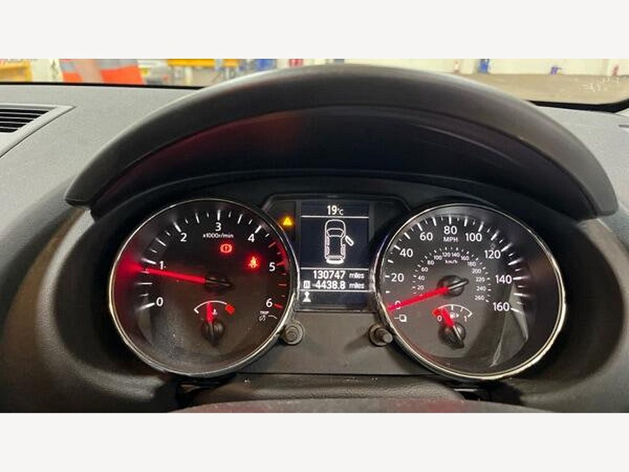 2013 Nissan Qashqai photo 9