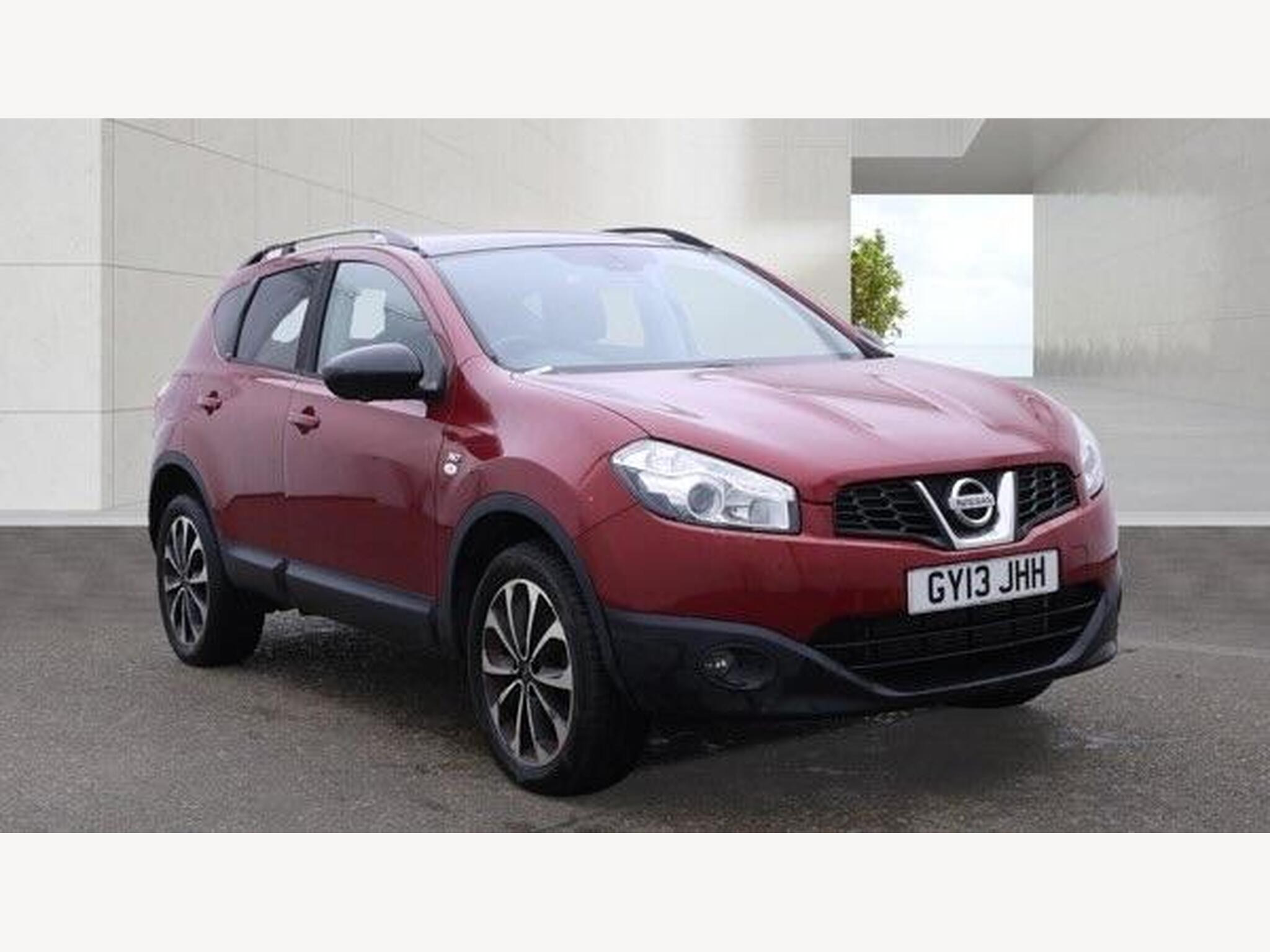 2013 Nissan Qashqai 1.6 dCi 360 2WD Euro 5 (s/s) 5dr for sale at AMB Cars