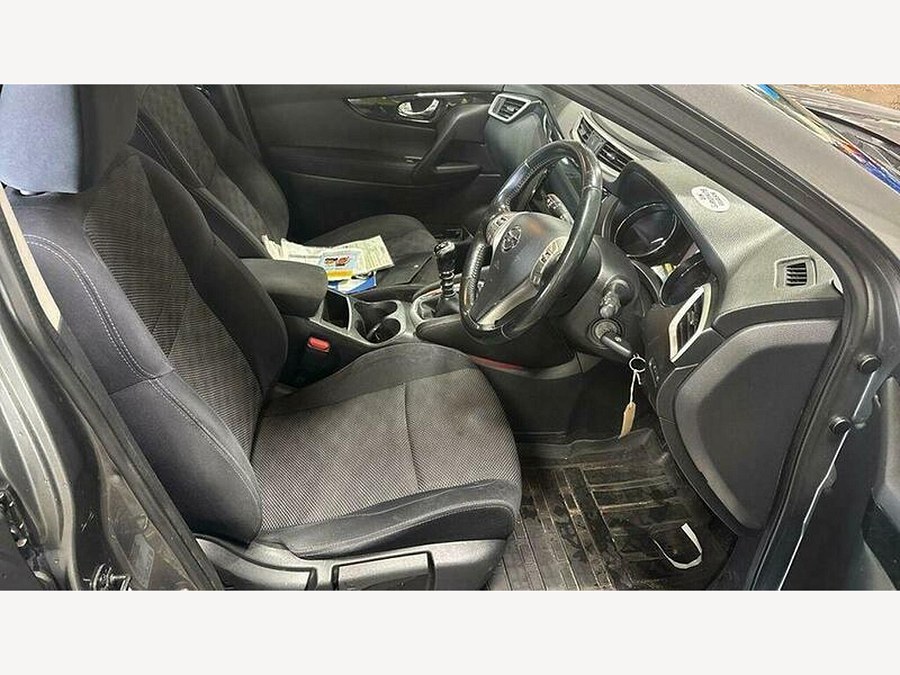 2014 Nissan Qashqai photo 11