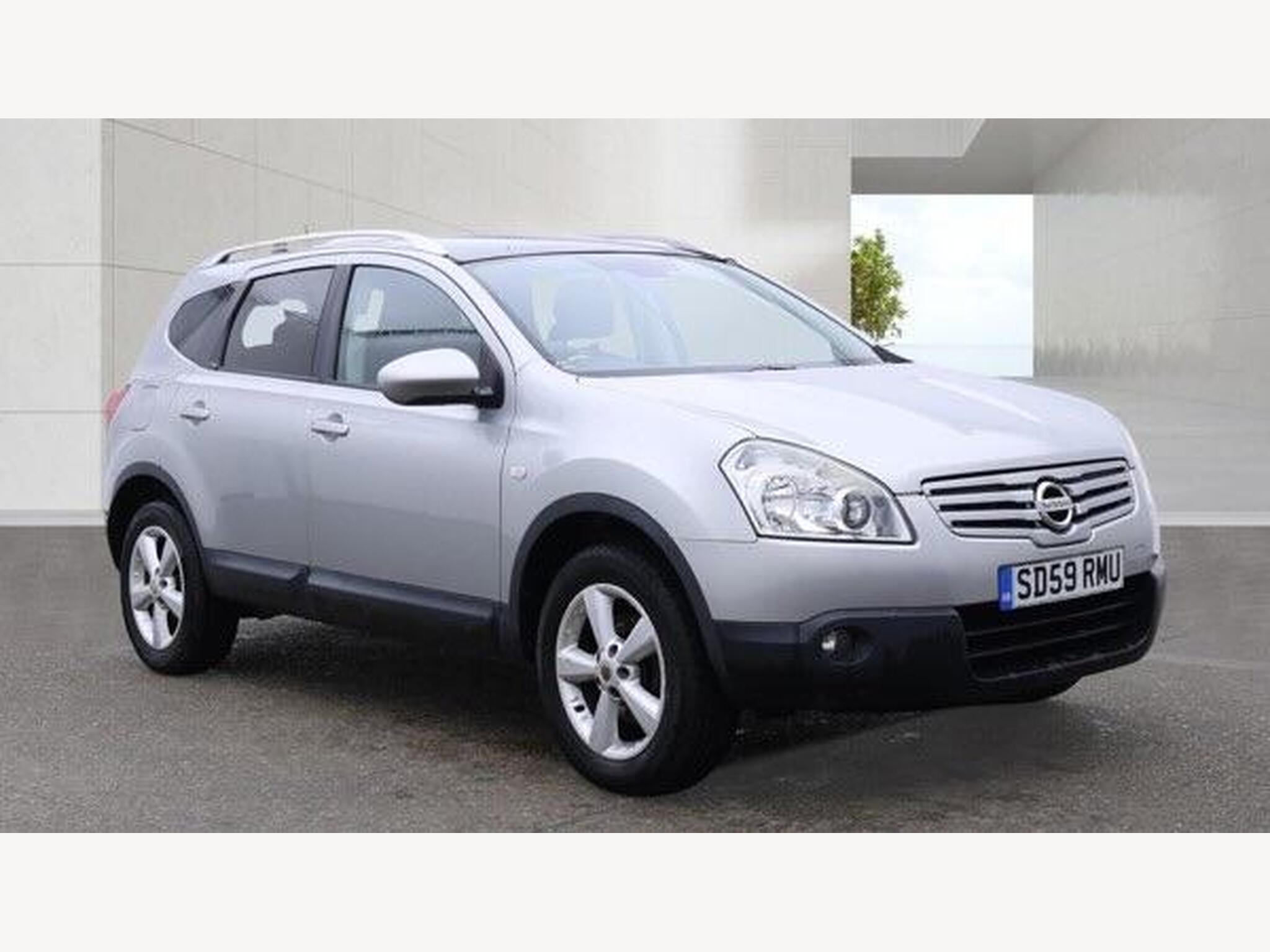 2009 Nissan Qashqai+2 1.6 Acenta 2WD 5dr for sale at AMB Cars