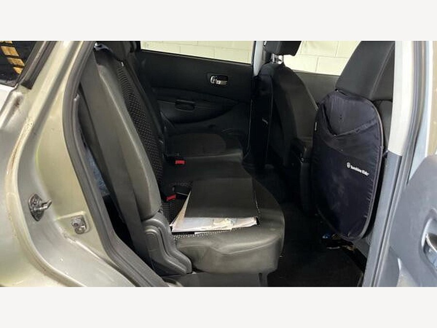 2009 Nissan Qashqai+2 photo 10