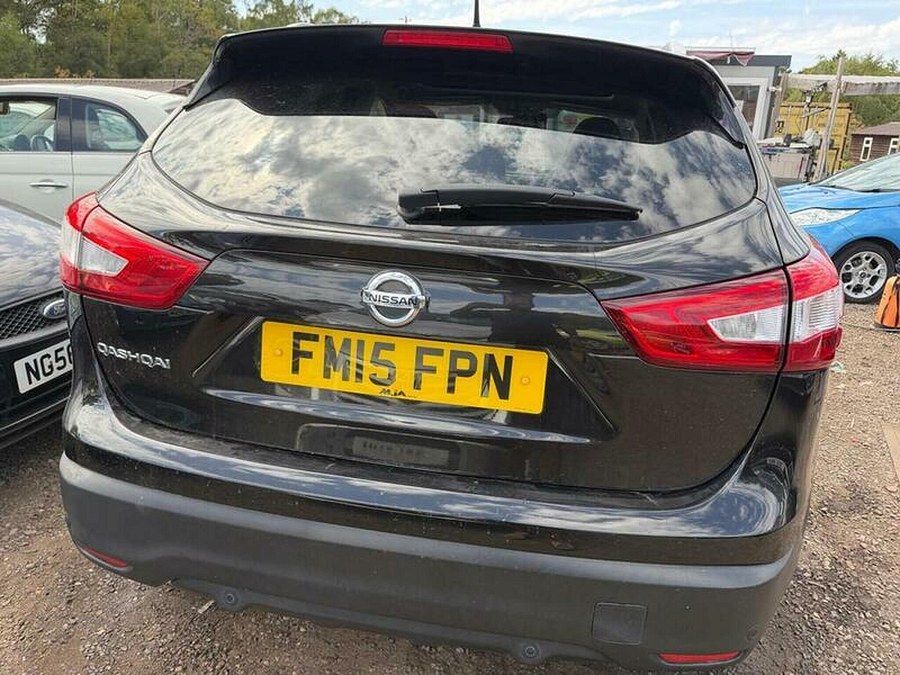 2015 Nissan Qashqai photo 5