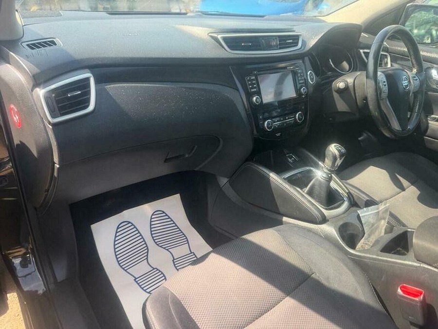 2015 Nissan Qashqai photo 11