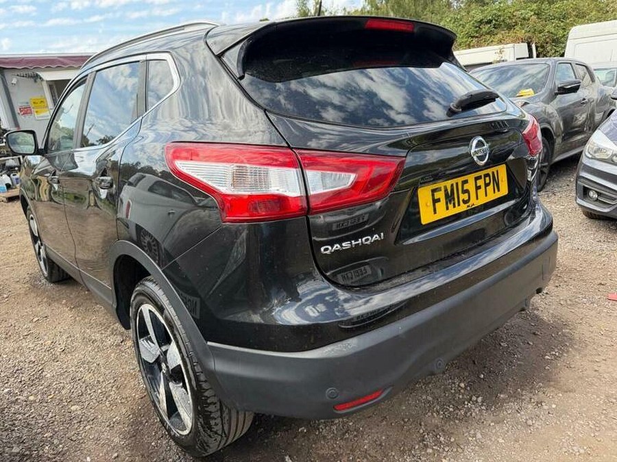 2015 Nissan Qashqai photo 4