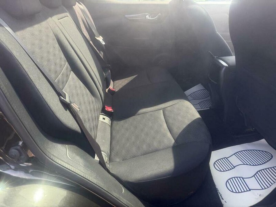 2015 Nissan Qashqai photo 13