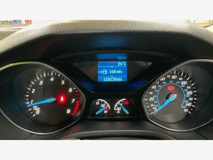 Ford Focus photo 2