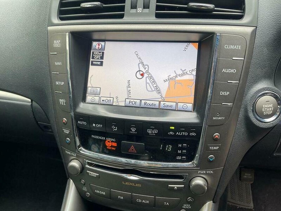 2012 Lexus IS photo 12