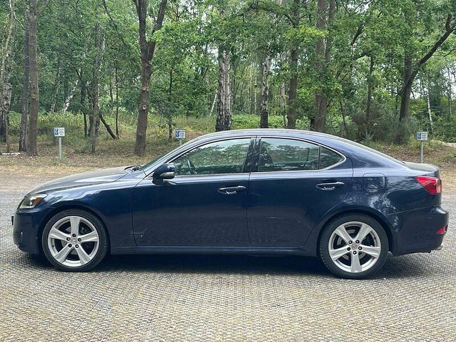 2012 Lexus IS photo 14