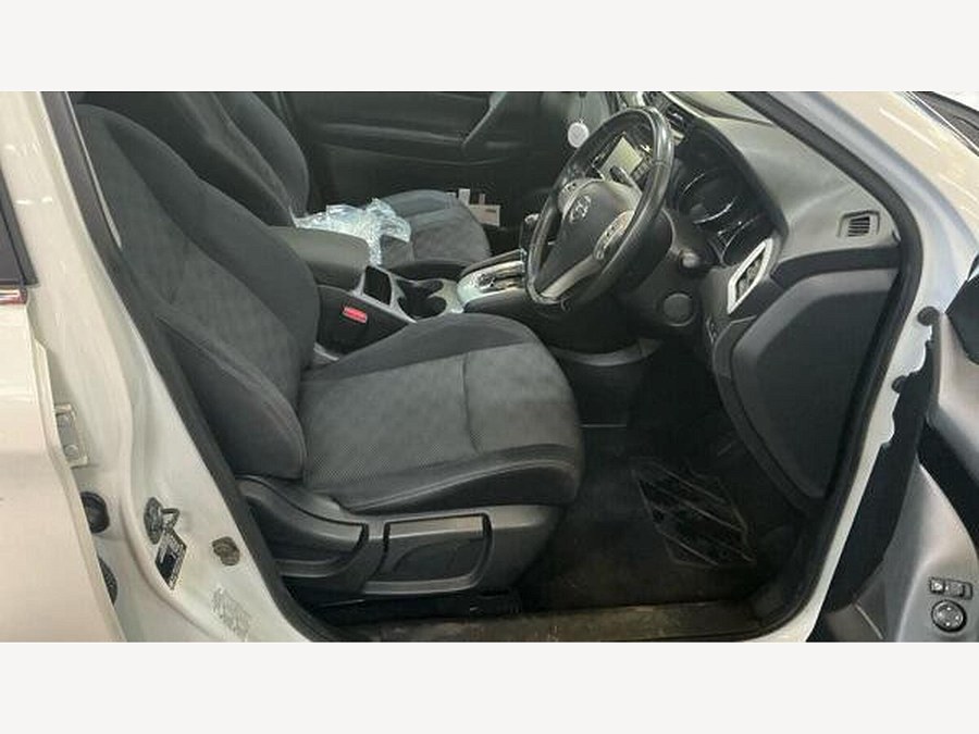 2017 Nissan Qashqai photo 4