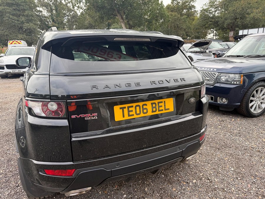 2012 Land Rover Range Rover Evoque photo 13
