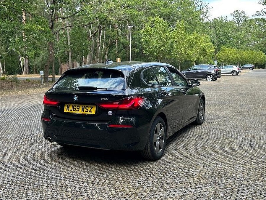 2019 BMW 1 Series photo 13
