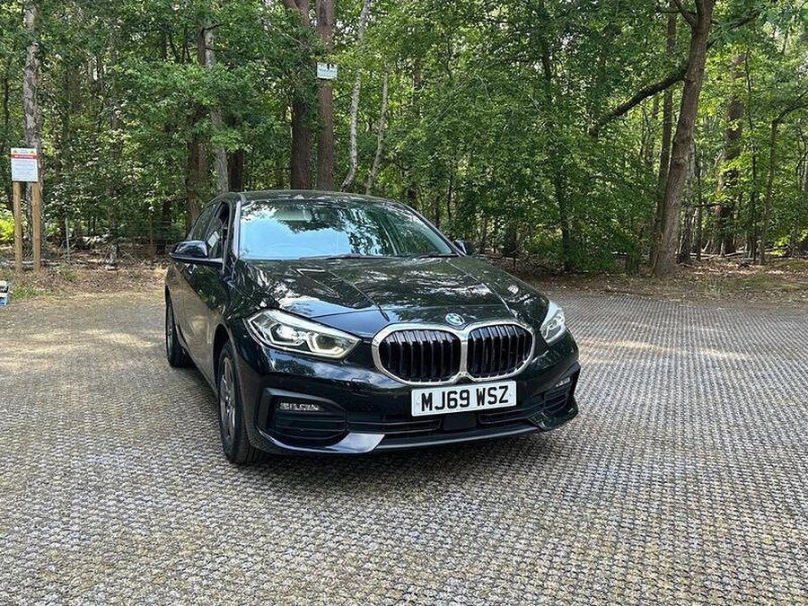 2019 BMW 1 Series photo 11