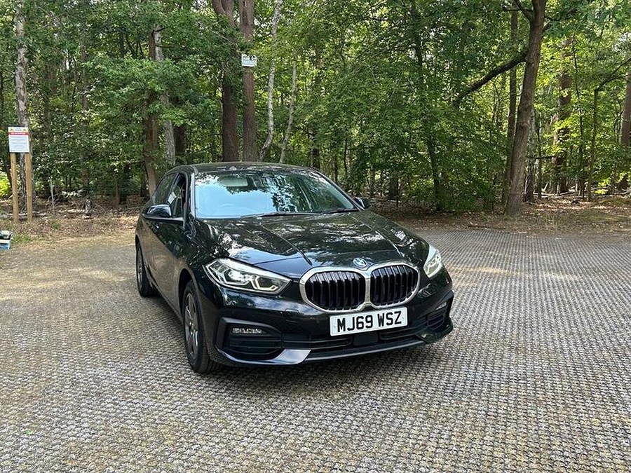 2019 BMW 1 Series photo 10