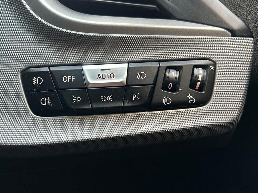 2019 BMW 1 Series photo 6