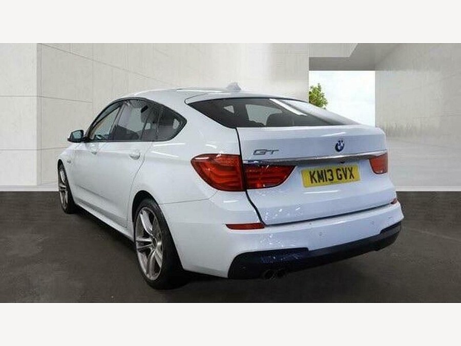 2013 BMW 5 Series Gran Turismo photo 3