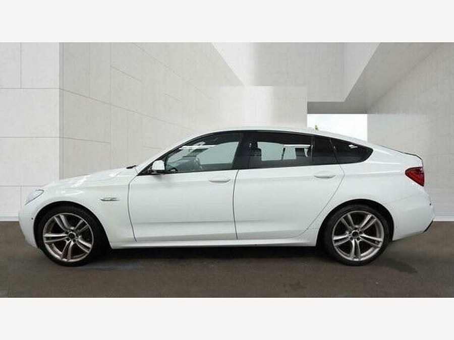 2013 BMW 5 Series Gran Turismo photo 6