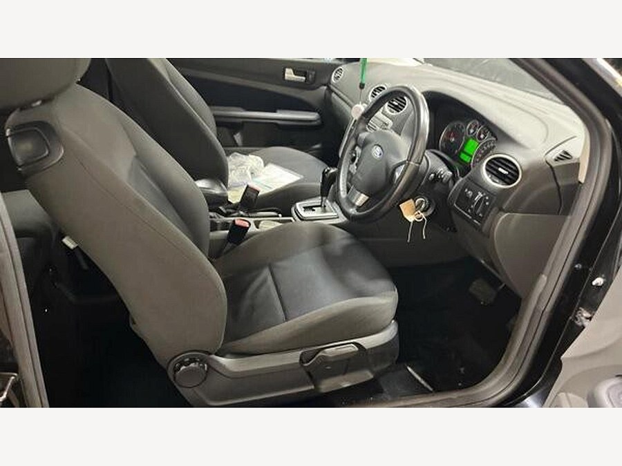 2006 Ford Focus photo 11