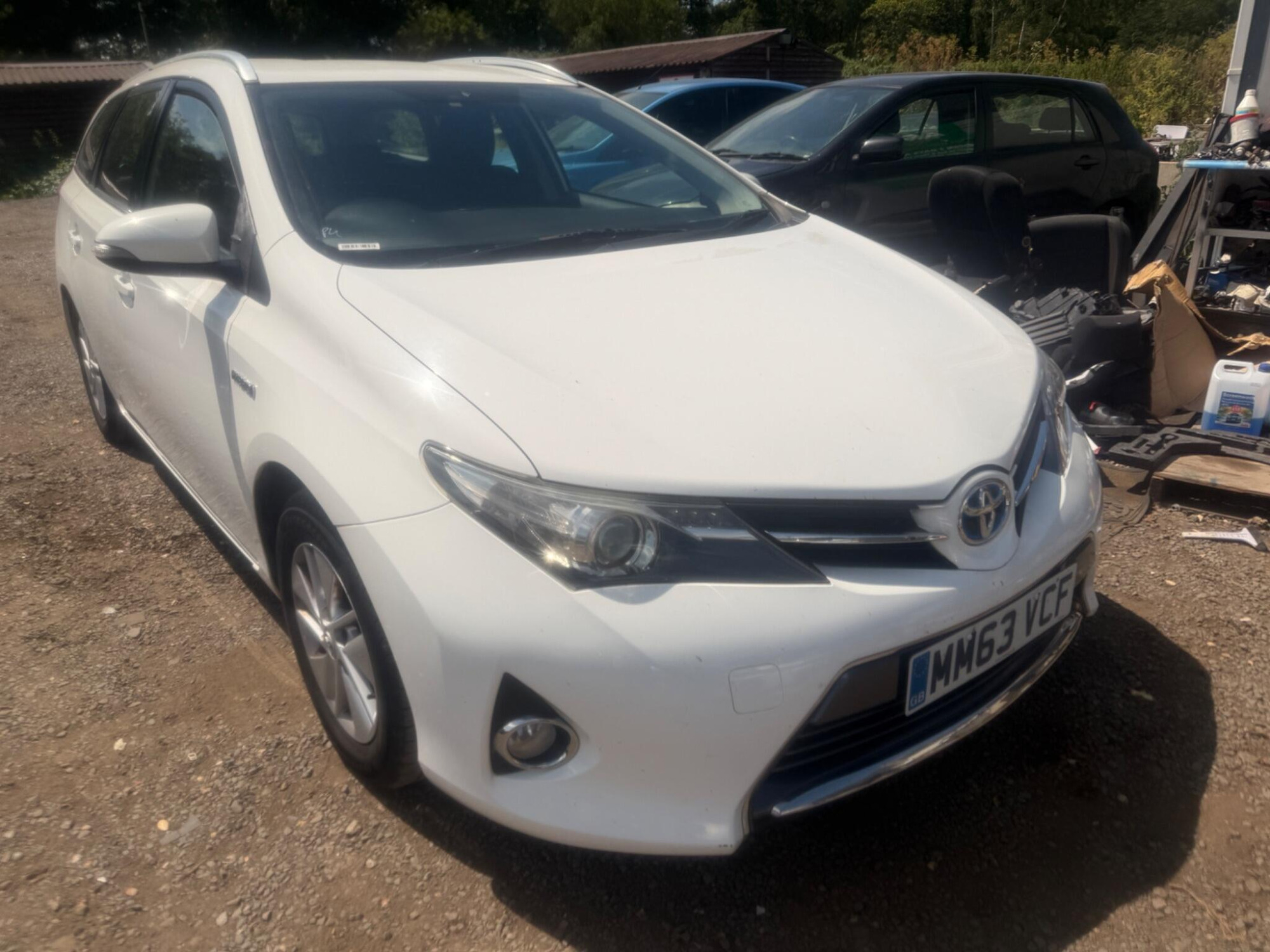 2014 Toyota Auris 1.8 VVT-h Icon Touring Sports CVT Euro 5 (s/s) 5dr for sale at AMB Cars