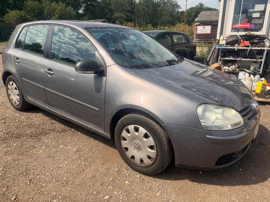 2006 Volkswagen Golf photo 13