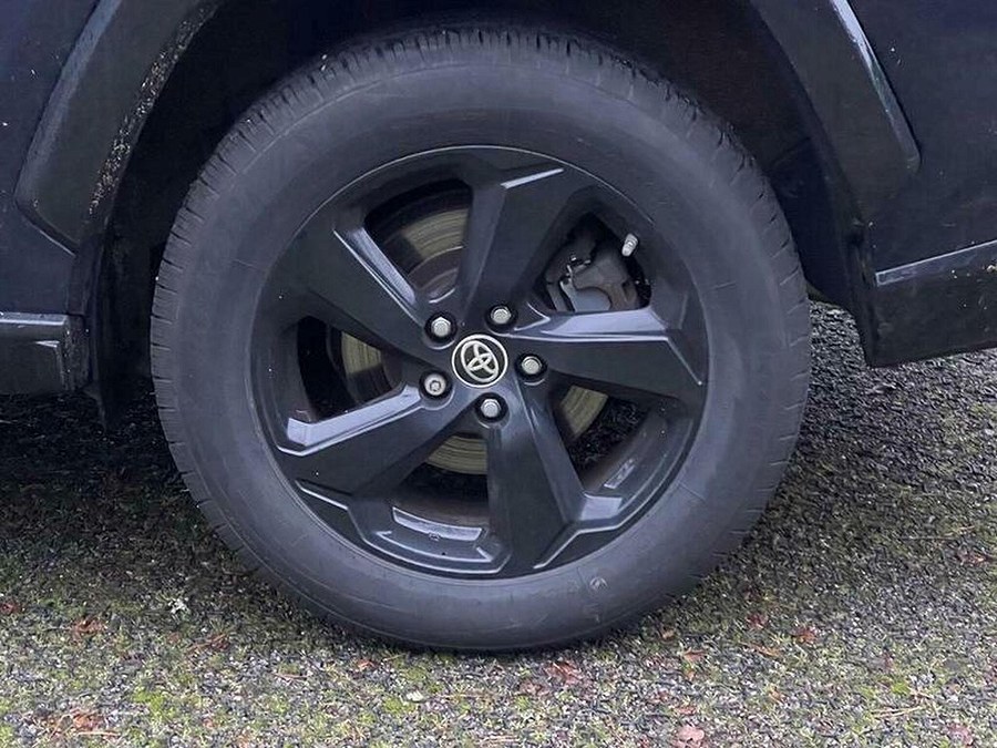 2020 Toyota RAV4 photo 8