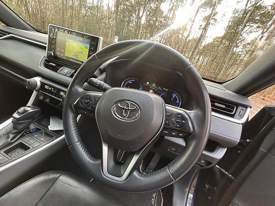 2020 Toyota RAV4 photo 4