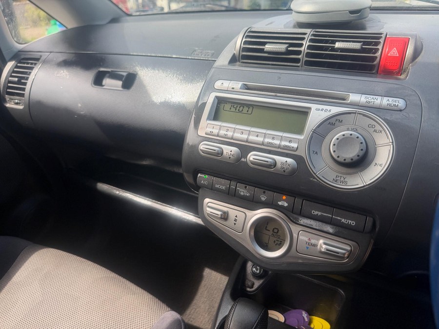 2006 Honda Jazz photo 13