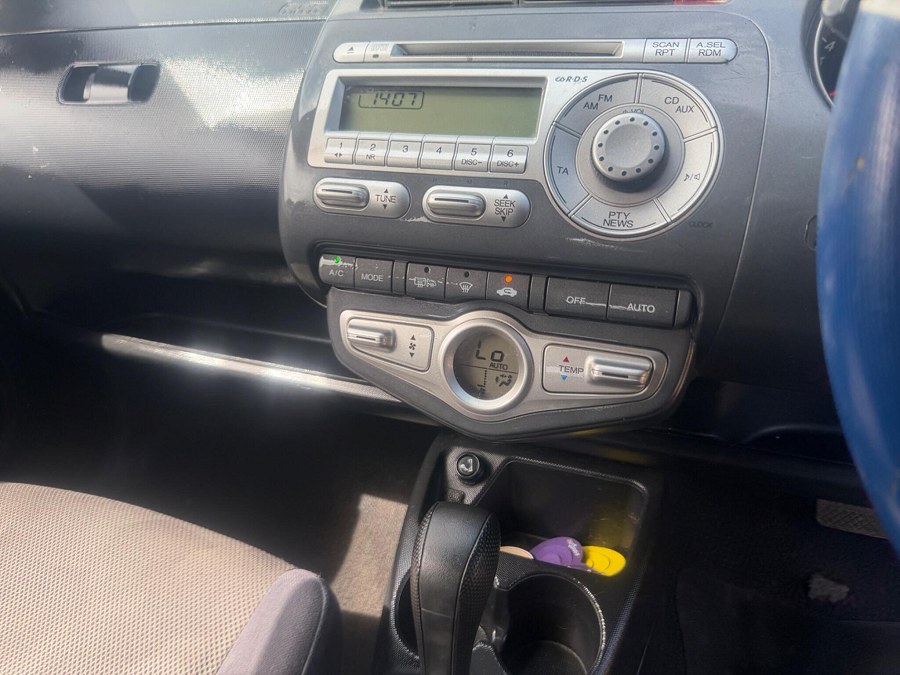 2006 Honda Jazz photo 12