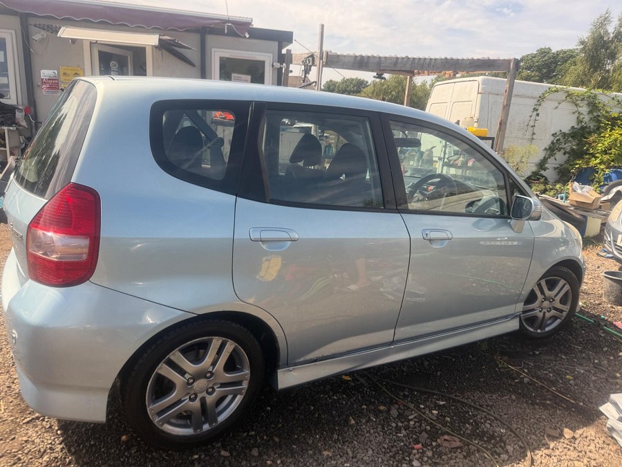 2006 Honda Jazz photo 4