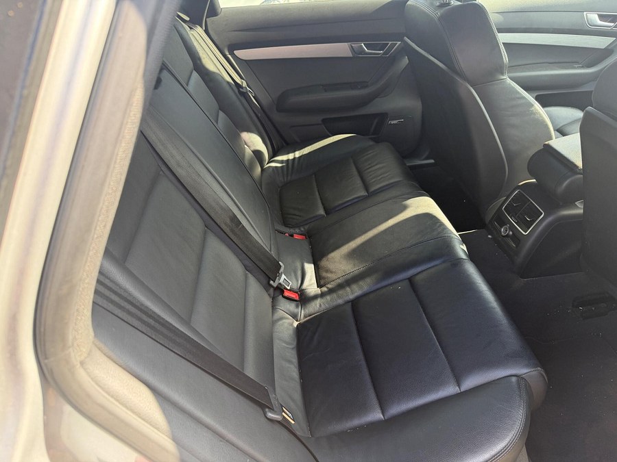 2010 Audi A6 Saloon photo 12