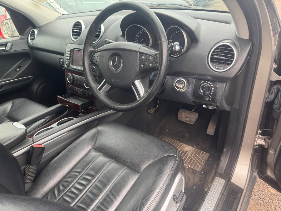 2007 Mercedes-Benz M Class photo 11