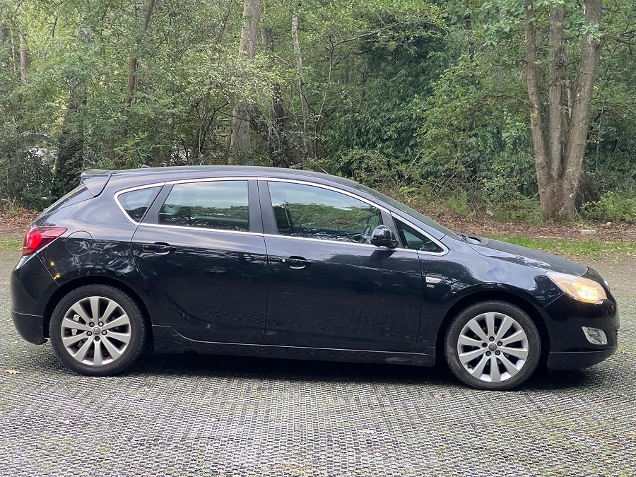 2010 Vauxhall Astra photo 11