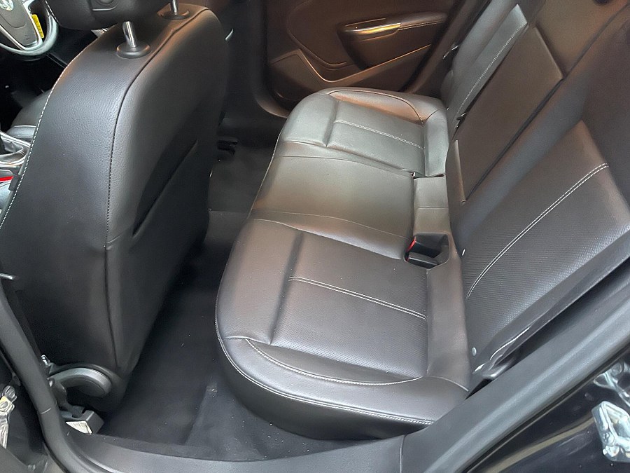 2010 Vauxhall Astra photo 14